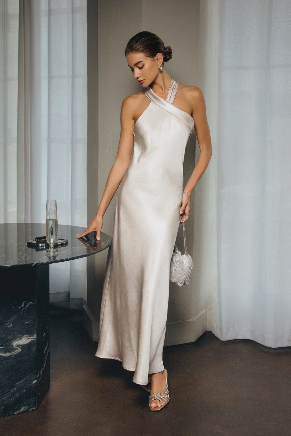 DRESS FORUM - Metallic Foil Halter Neck Midi Dress