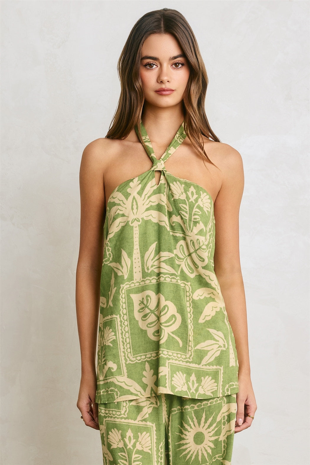 DRESS FORUM - Tropical Conversational Knot Halter Top