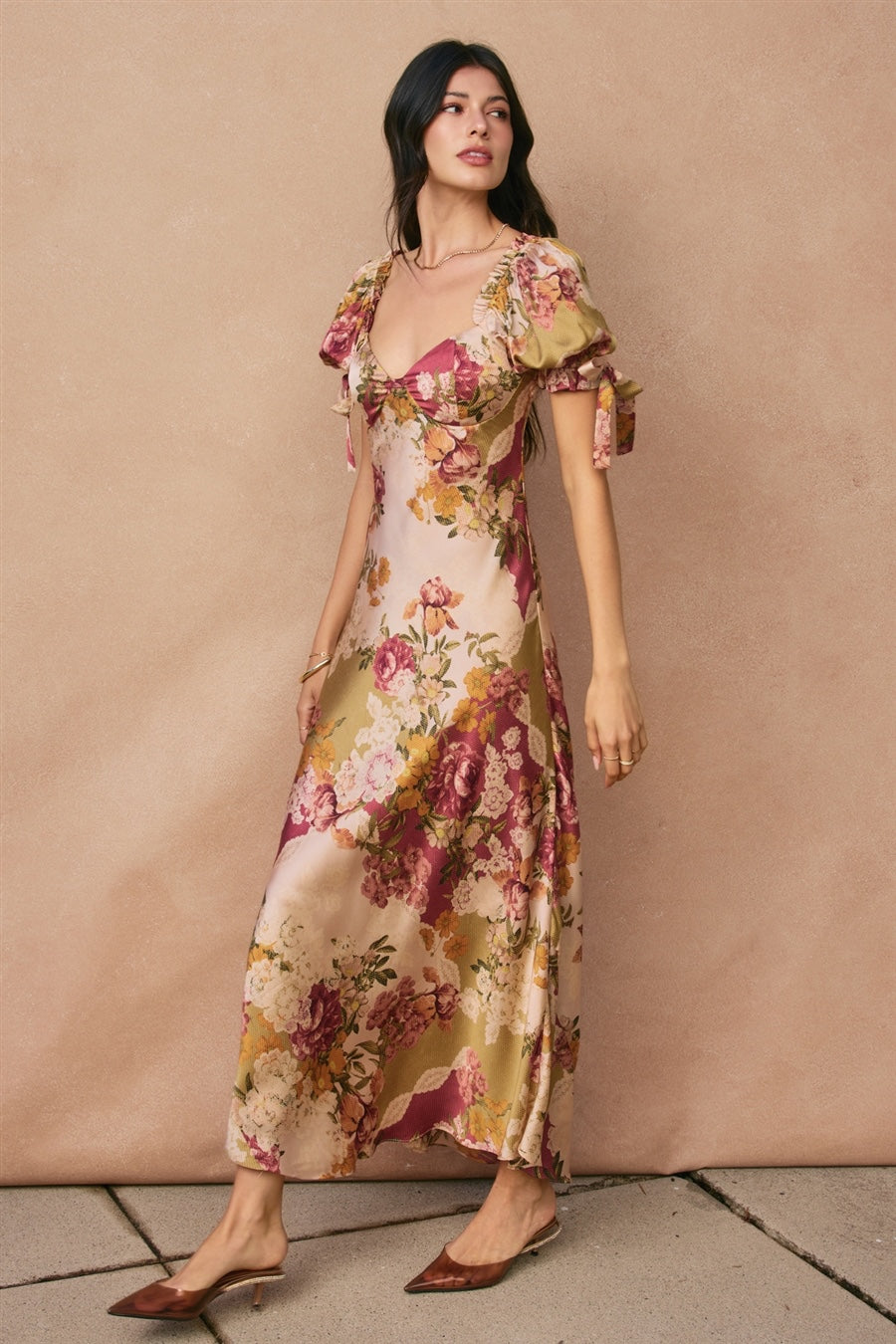 Meadow Romance Bow Tie Puff Sleeve Dress Patchwork Floral / Medium