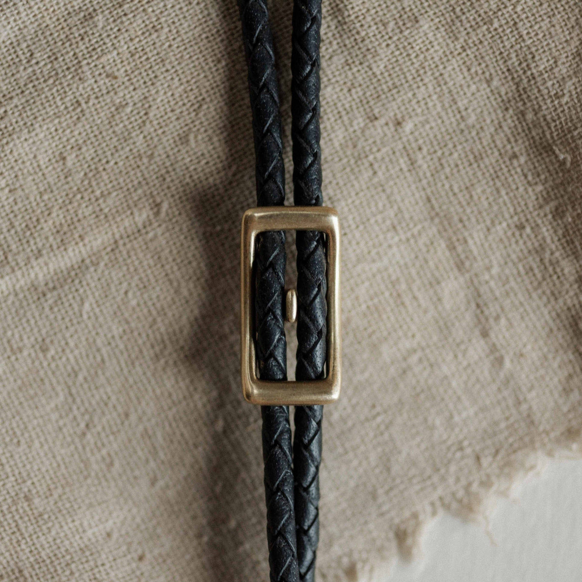 Commonform - Shepherd Bolo Tie // Stone