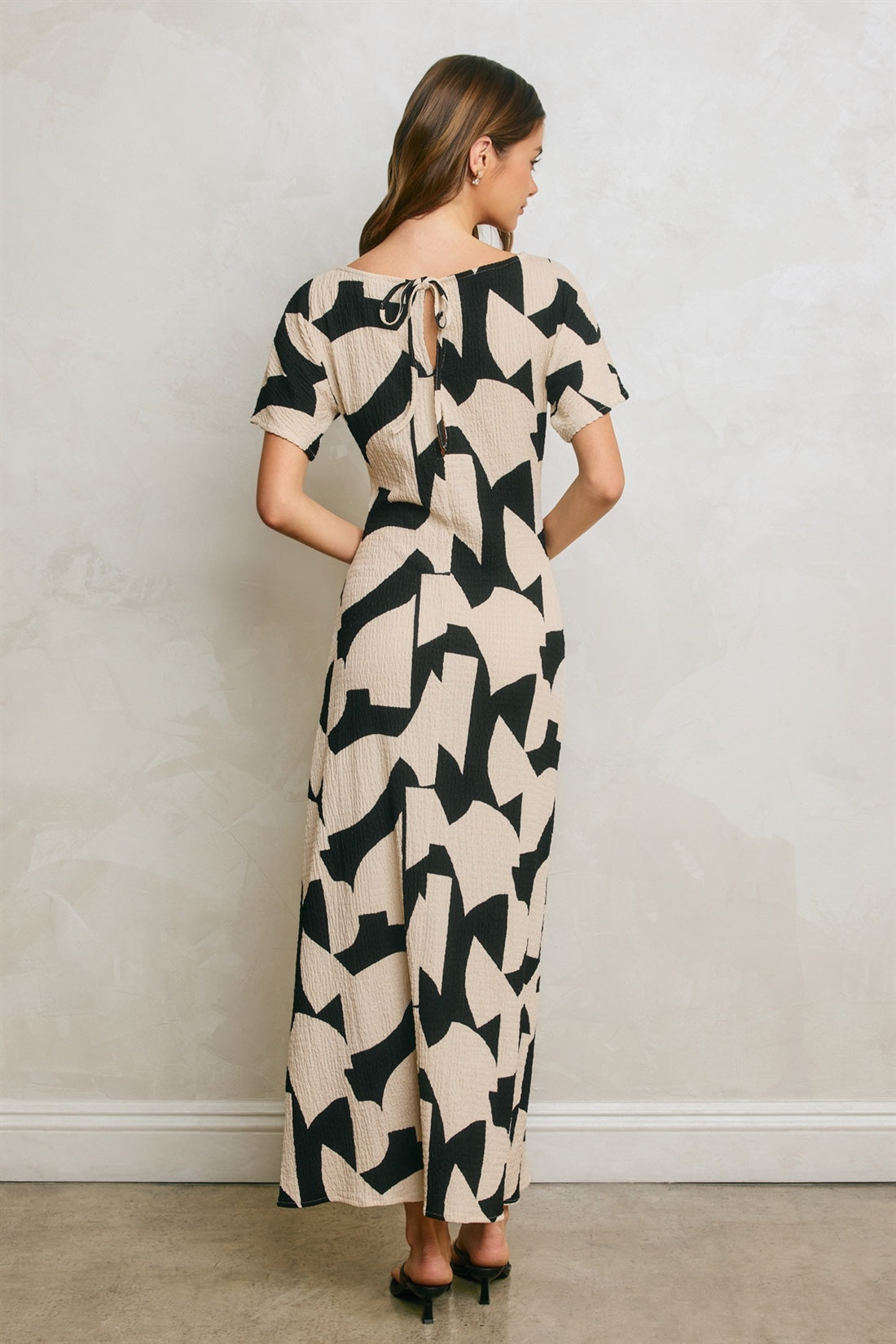 Dress Forum - Abstract Short Sleeve Side Ruched Maxi Dress