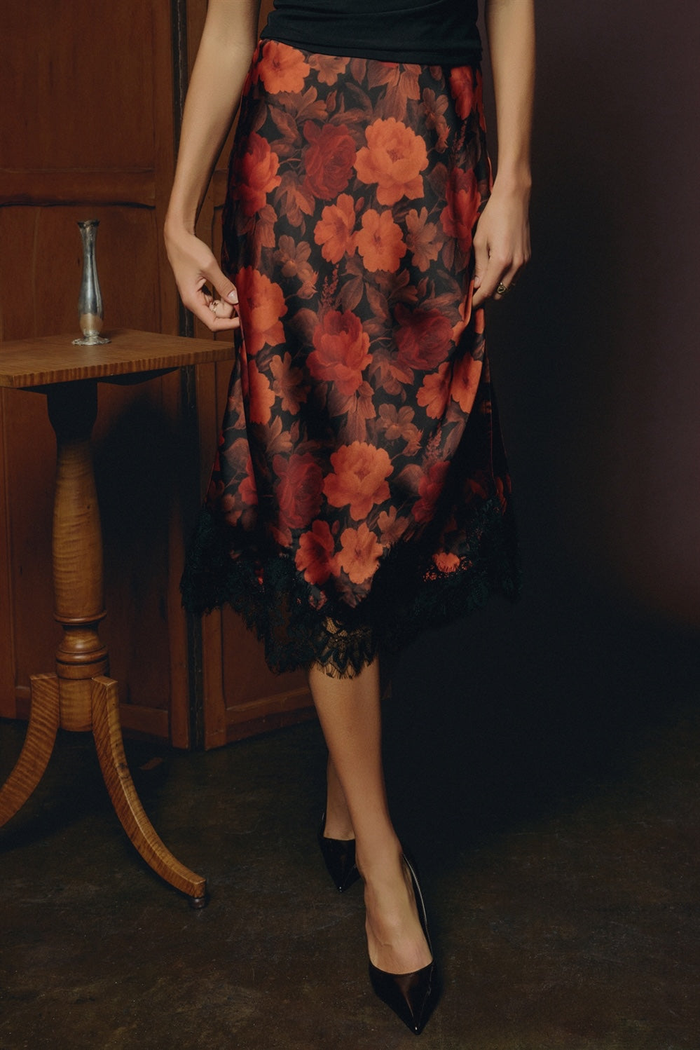 DRESS FORUM - Sangria Rose Pencil Skirt